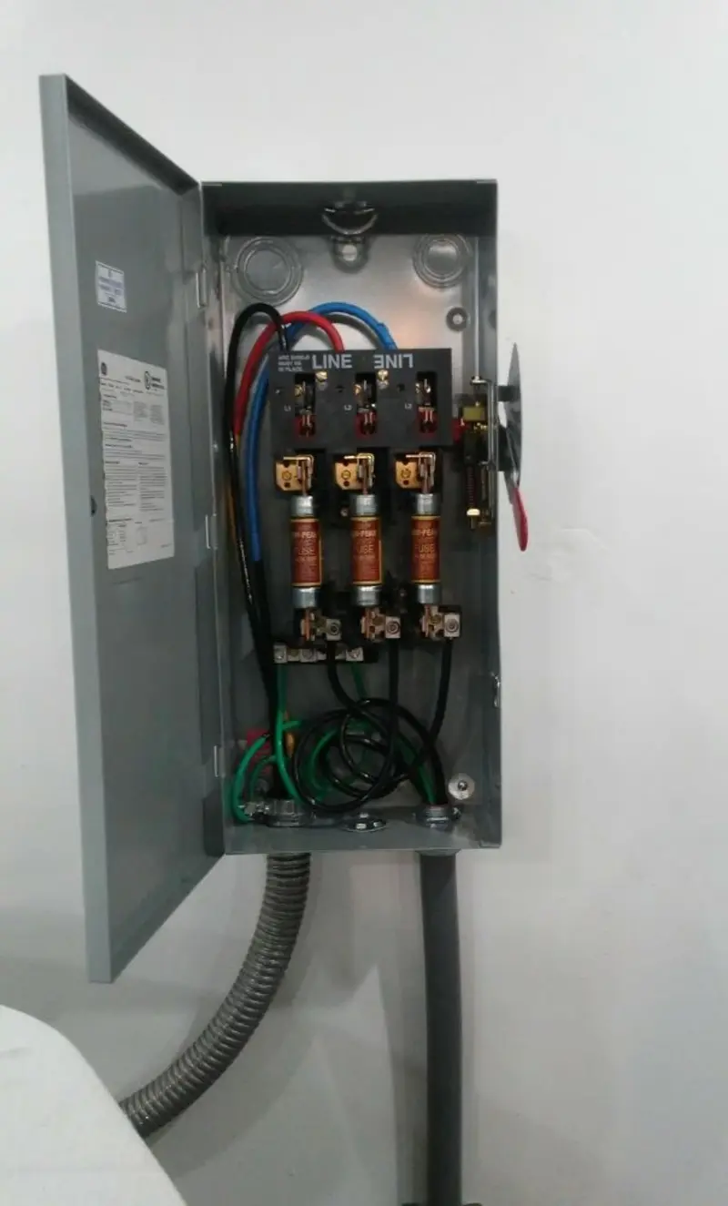 Three-phase disconnect switch installed for Electrical Wiring & Rewiring in Loudon